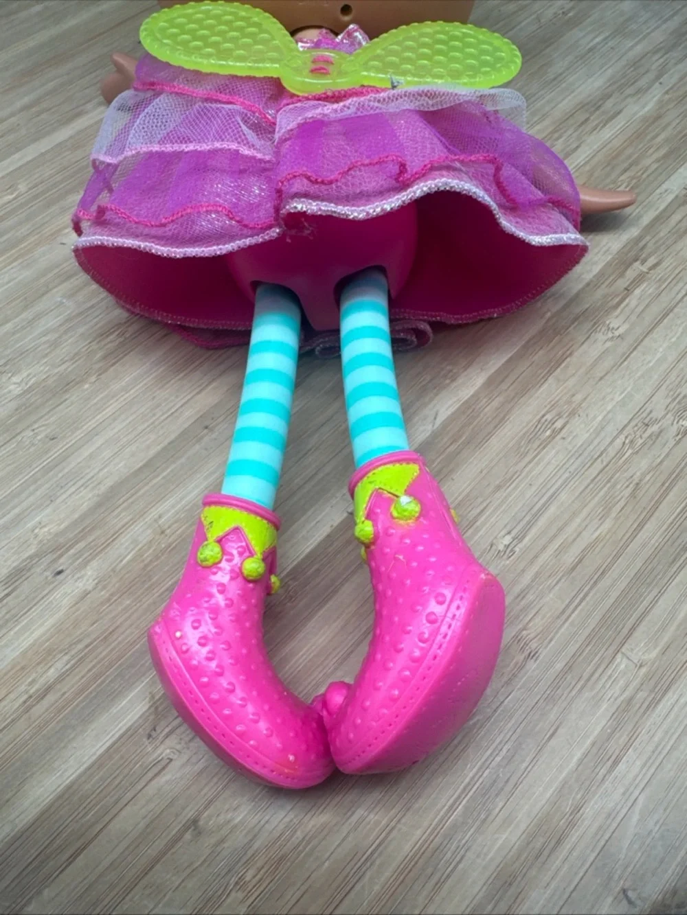 Lalaloopsy Doll Pix E Flutters Pixie Elf Green Hair Pink Daisy Wings Fairy RARE